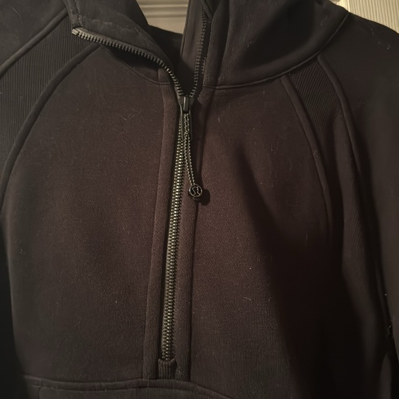 Lululemon scuba cropped black hoodie M/L - Picture 2 of 3